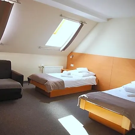 Hotel Fero Lux 2*