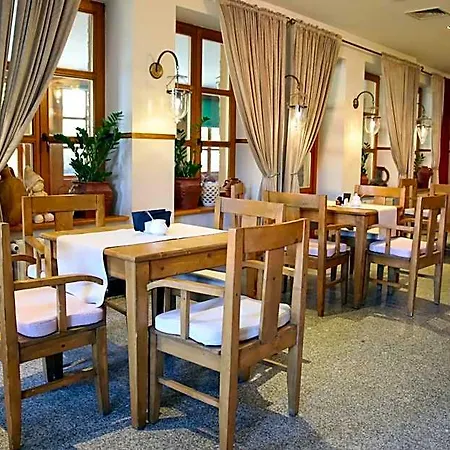 Fero Lux Hotel Jelesnia